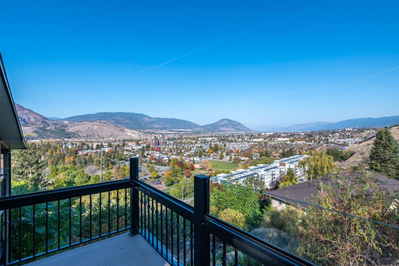 Above The Guest Penticton