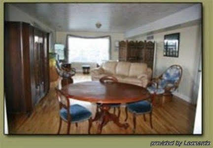 Bed & Breakfast Above The Guest Penticton